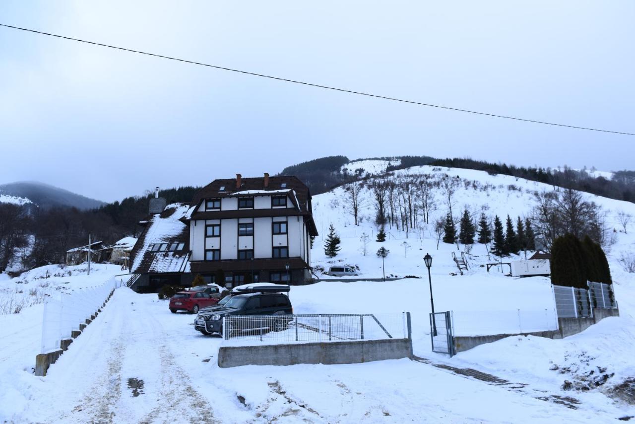 Villa Mramor Brzeće Eksteriør bilde