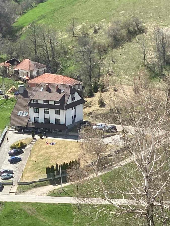 Villa Mramor Brzeće Eksteriør bilde