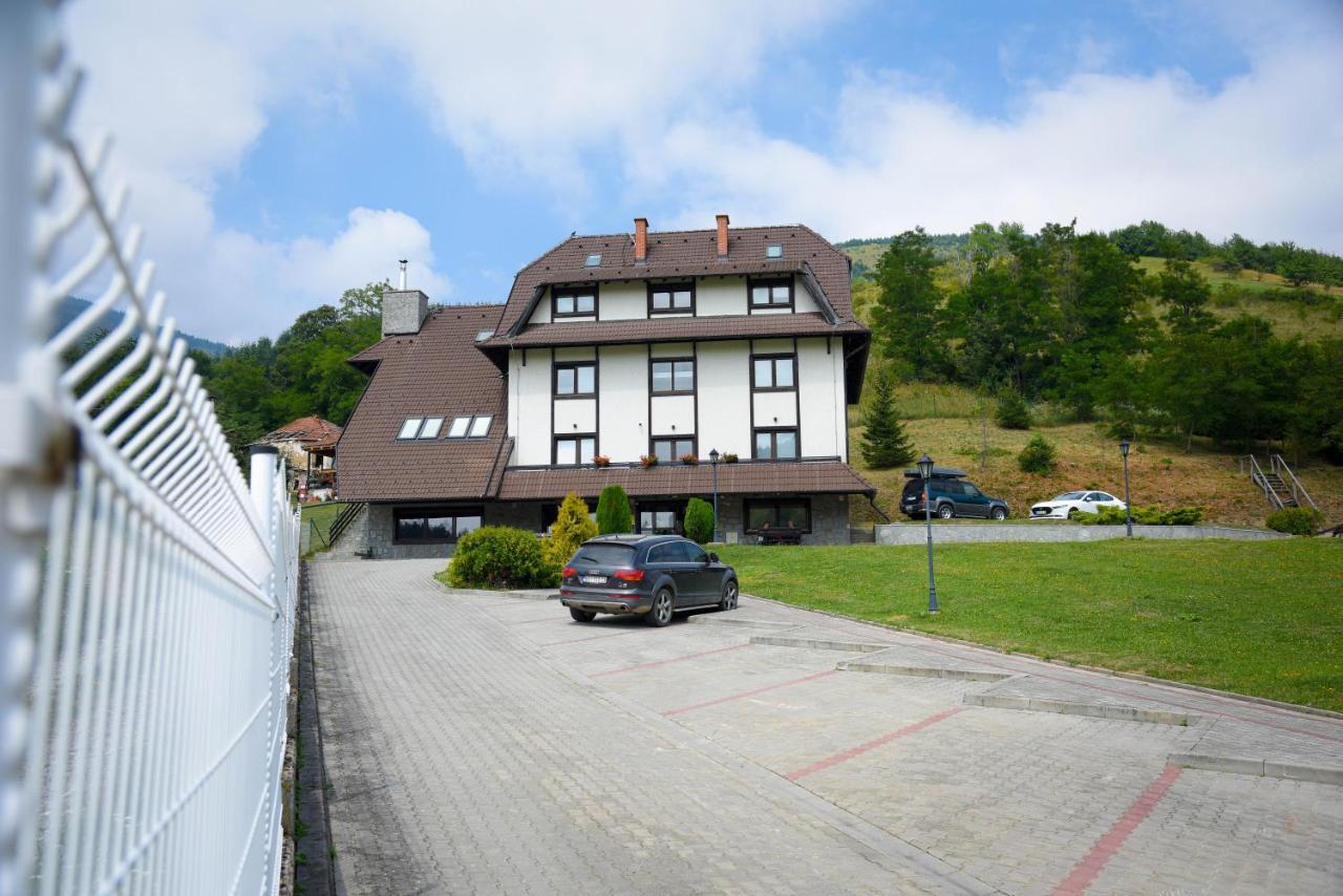 Villa Mramor Brzeće Eksteriør bilde